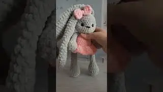 вязаный заяц с длинными ушами, обзор