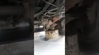 на большом отстое авто блучше подвесить.