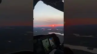 Flying into a beautiful sunset #cockpit #cockpitview