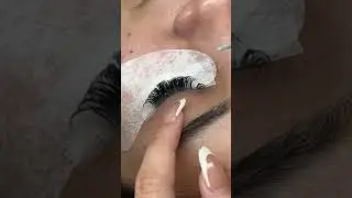 Lashes with me #fyp #eyelashextensions #lashextensions