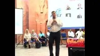 Mykola Latansky addresses students of Saveetha University in Chennai, India