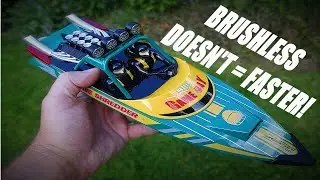 The Weird Green Bay Packers Boat?! DEERC DE95 brushless RC jet boat
