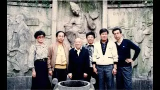 1993年台灣布袋戲王黃海岱與門徒遊大陸登長城