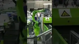 Industrial Robot: Precision Clothing Handling on Production Line 