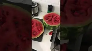 Купил арбуз в пятерочке - не советую к покупке!!