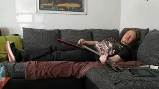 Sofa-Gitarrismus