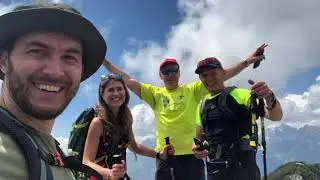 Veneto Alpi Giro anello cima dell'albero
