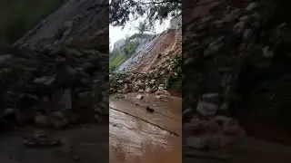 Desabamento de barranco na via expressa em contagem próximo ao bairro capelinha.