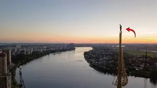 Залезли на огромный шпиль в Питере (118 метров)