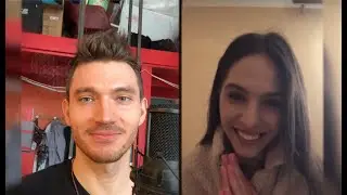 Russian guy surprises Ukranian girl with his song