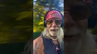 Big LIGHT in the SKY 🎃☀️🕶️♥️🦅🎶#Rock ‘n’ roll#MTV#The big light in the sky#Love#Romance#Kiss#Hope