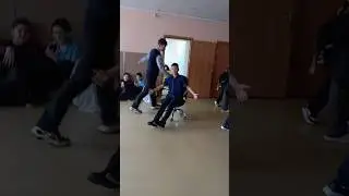 Кресломобиль в школе😎