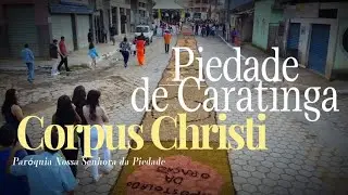 Tradição dos tapetes de Corpus Christi em Piedade de Caratinga