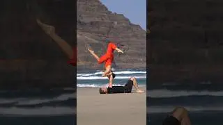 BEAUTIFUL ACRO FLOW❤️ 