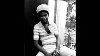 Max Romeo _ The Upsetters - I chase the Devil.flv