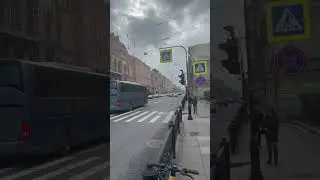 #увезименявпитер