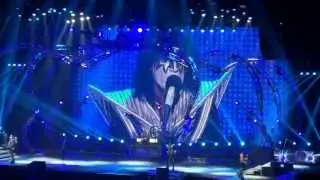 Shock me and a half - KISS Monster tour Montreal 29-07-2013