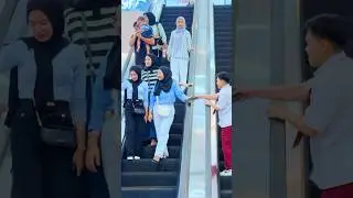 Ngakak😂 
