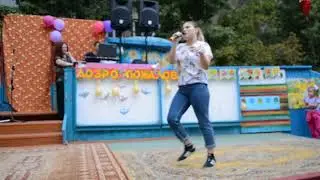 Во дворике