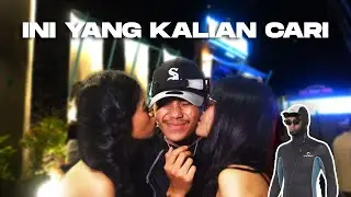 Kiss Or Slap Pake Baju Renang