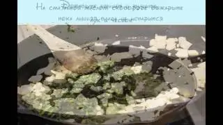 Пирог со шпинатом, яйцами, сыром и чесноком