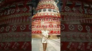 Have yourself a Merry LV Christmas