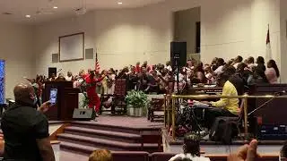 IYGMC REUNION CHOIR - Never Alone/Victory Medley