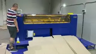 Boxmaker, slitting & creasing mode. Vacuum auto feed. Email: a.yasynsky@gmail.com, yasinsky@ukr.net