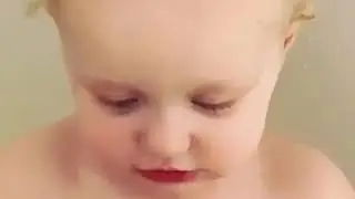 Little Girl Sings ABC Song With Enthusiasm While Taking Bath - 1031998