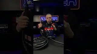Полуавтомат Jonser режет и сваривает металлы. 