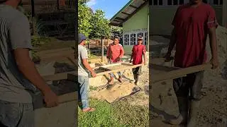 Left by his subordinates while giving instructions... made this construction foreman emotional..