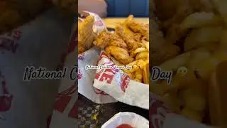 NationalChickenFingerDay😋🍗 #foryou  #chicken #chickenfingers  #raisingcanes #shortsvideo #foodie