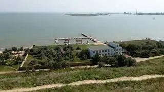 Укрепление берега на пляже Аршинцево.  Коса с городским пляжем  и Кораблестроительный завод