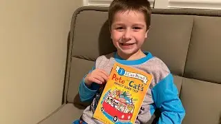Landon reading Pete the Cat’s “Family Road Trip” 🚗