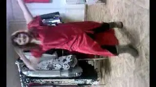 Люся и красное платье)))
