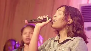 O come, let us adore him - JC Praise Singers ft Sebe