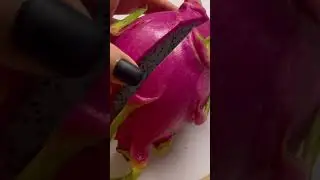 Потянуло на экзотику (Питахайя ) #одесса #christmas #pitahaya #fruitcutting #exotic