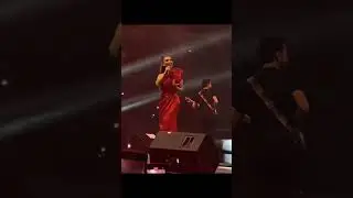 Rayhon and Xamdam Sobirov 💃Xamdam Sobirovning konsert dasturida muxlislar tomonidan kutulgan tarona