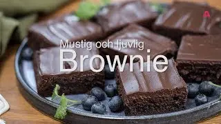 Mustig och ljuvlig brownie på cafévis
