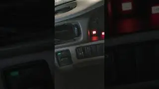 Light revving the in the garage [Volvo V70 T5]