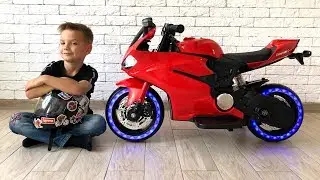 Mark bought a New Mini bike. Unboxing and Assembling Mini Moto.