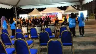 FEMOS OPENING FLASHMOB