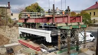 Montáž mostu Nové město nad Metují