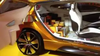 Renault - R Space