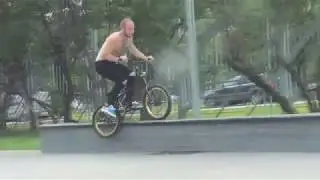 BMX - Dmitriy Dezhin MOSCOW TRIP