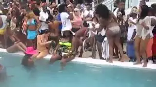 Chief Keef Look A Like Making It Rain At A Pool Party!