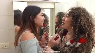 Lesbian Kissing 5