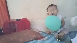 BALITA MAIN BALON || BALON BISA MELETUS LOH DEK