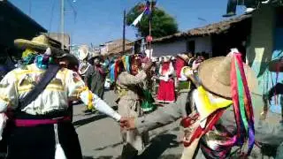 Baile de tares y maringias, Tirindaro 25 de diciembre 2011.mp4