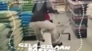 Pantat jilboobs besar